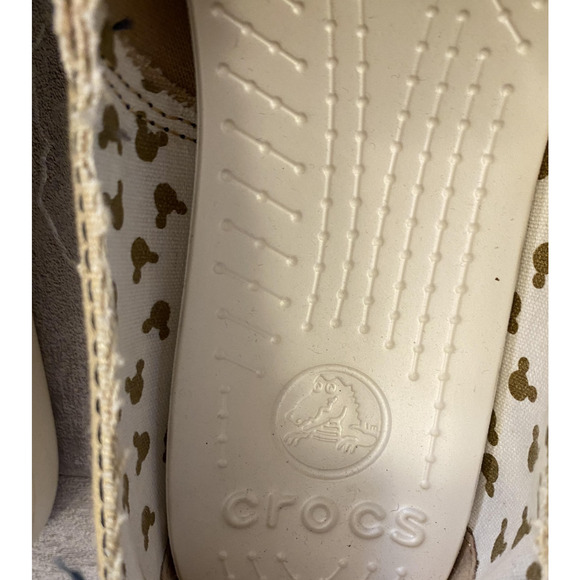 Crocs Shoes Womens Size 10 Tan Mickey Mouse Disney Slip On Canvas Loafers - Picture 12 of 12